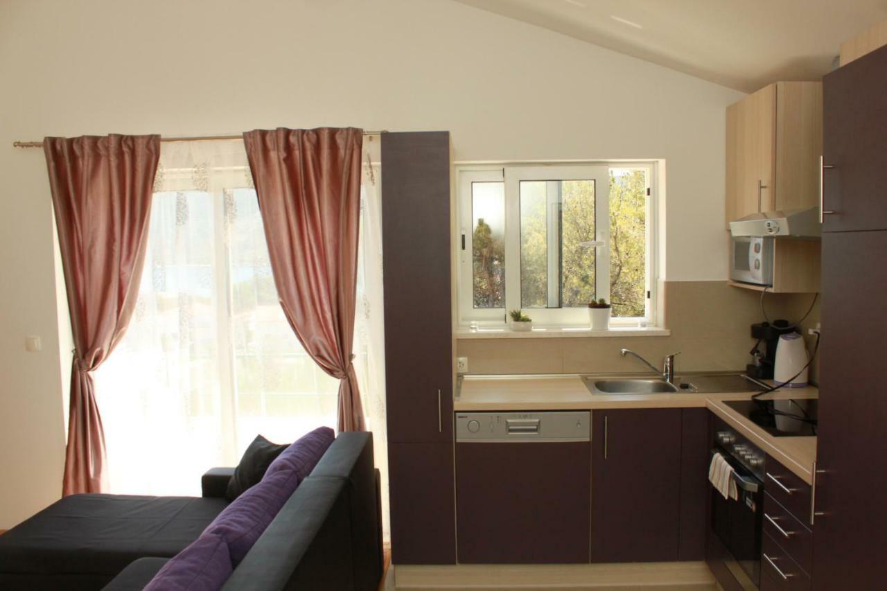 Апартаменти Apartman Relax Маріна Екстер'єр фото